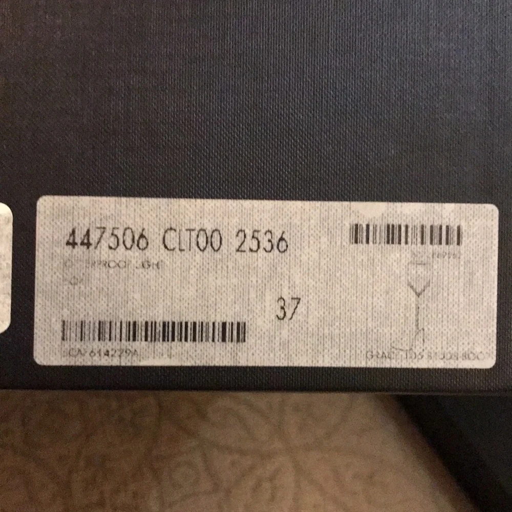 Authentic YSL boot - Picture 8 of 9